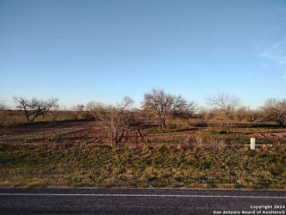1 Acre of Residential Land for Sale in Bigfoot, Texas