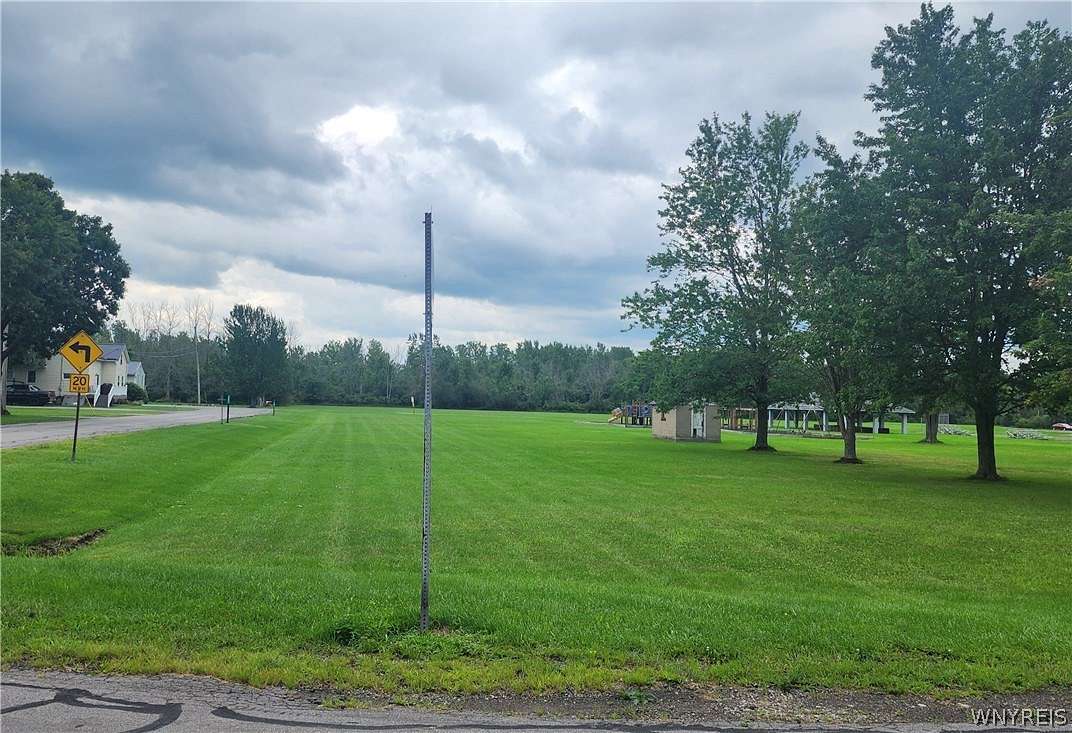 0.96 Acres of Land for Sale in Royalton Town, New York