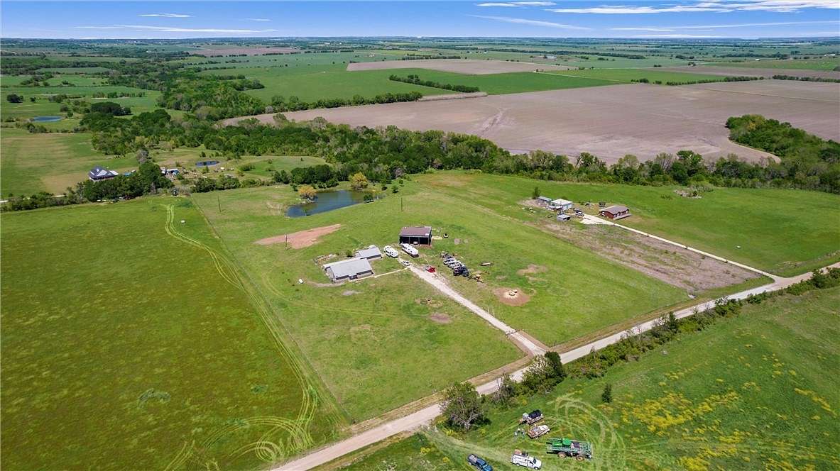 10 Acres of Land with Home for Sale in Eddy, Texas