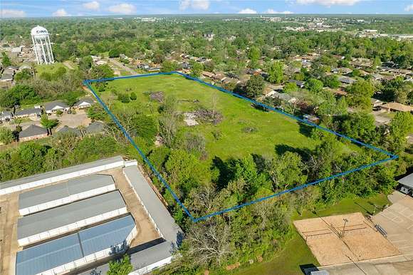 7.9 Acres of Residential Land for Sale in Paris, Texas