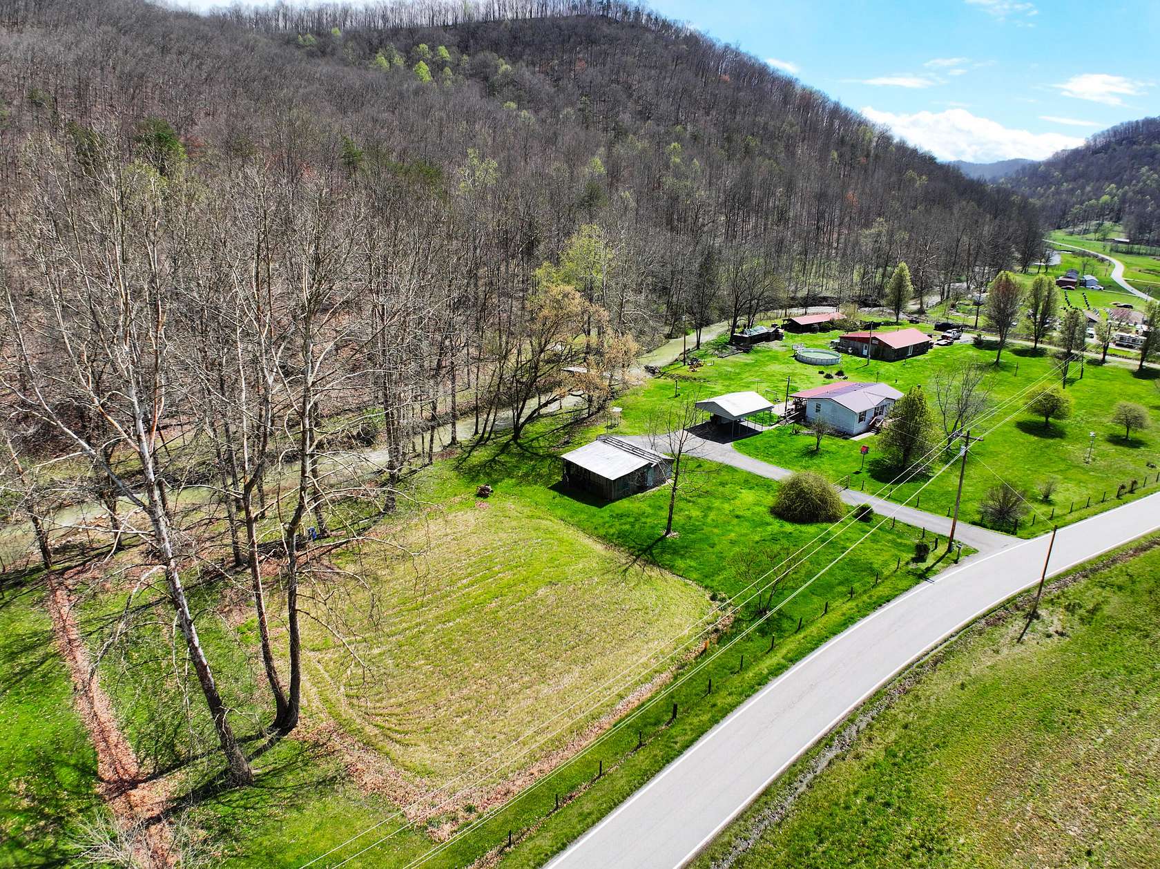 15 Acres of Recreational Land with Home for Sale in Ravenna, Kentucky