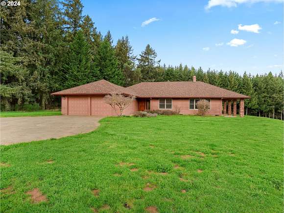 4.1 Acres of Residential Land with Home for Sale in Hillsboro, Oregon