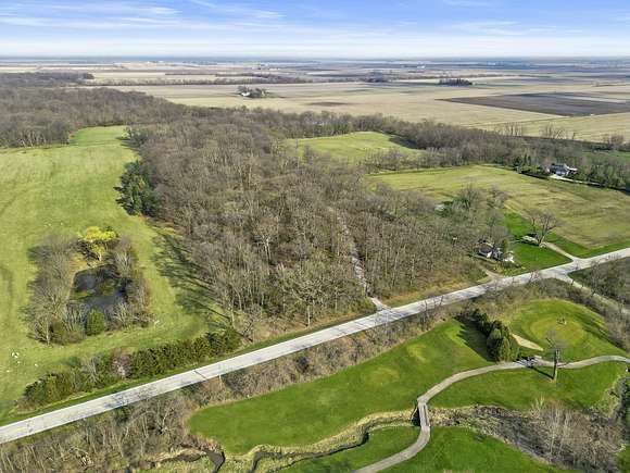 12 Acres of Land for Sale in Grant Park, Illinois
