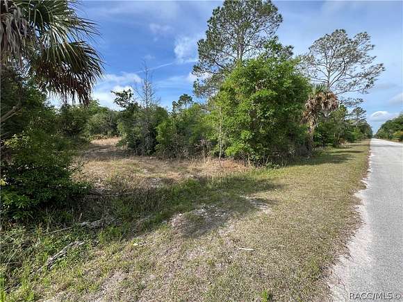 1.15 Acres of Land for Sale in Crystal River, Florida