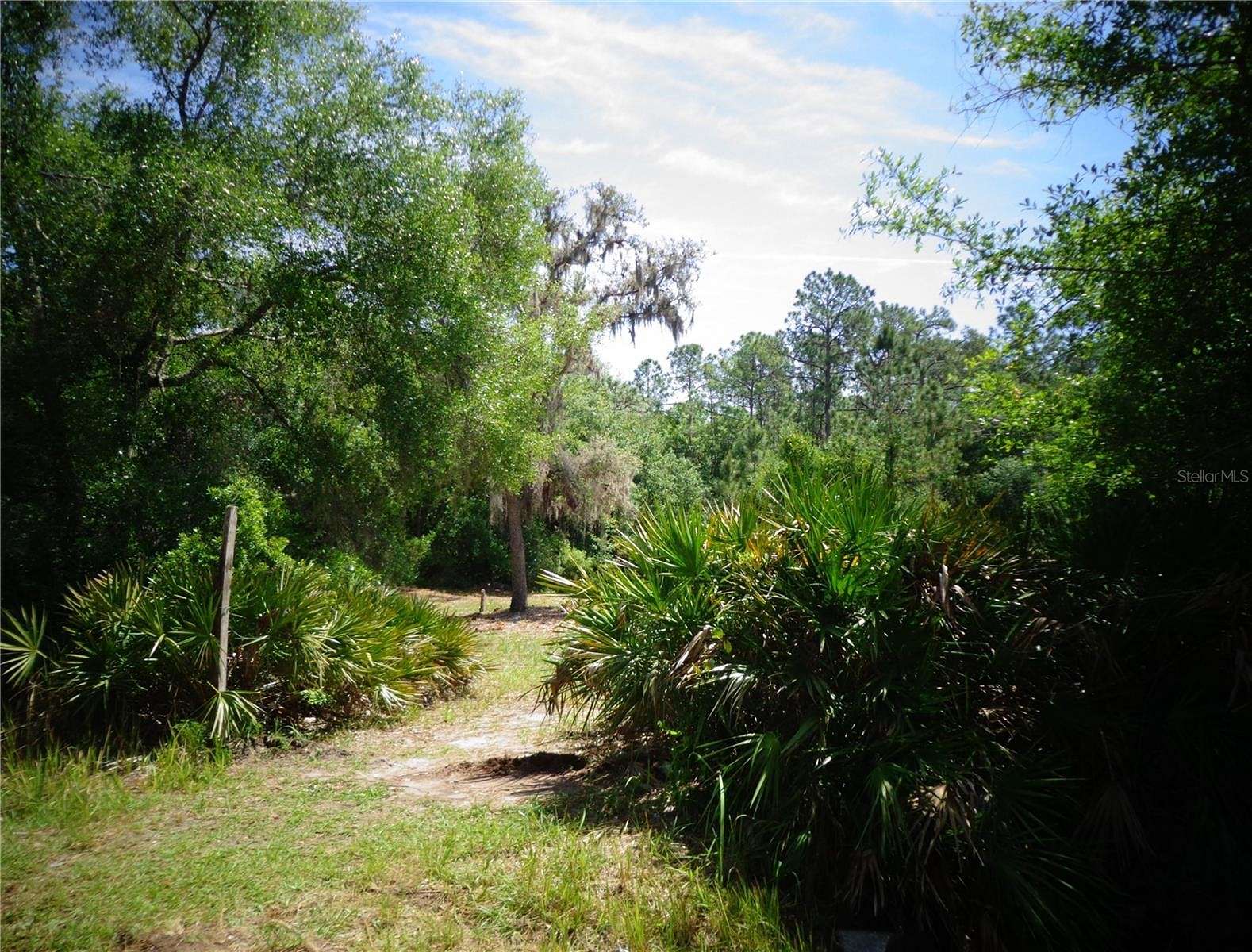 5 Acres of Residential Land for Sale in Wimauma, Florida