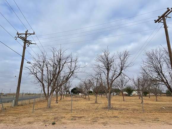 8.5 Acres of Improved Commercial Land for Sale in Midland, Texas