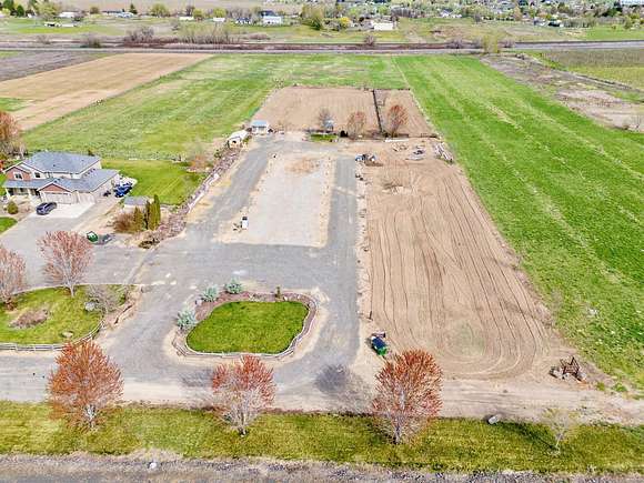 5.5 Acres of Land for Sale in Prosser, Washington