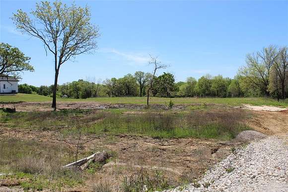 1 Acre of Land for Sale in Argyle, Texas