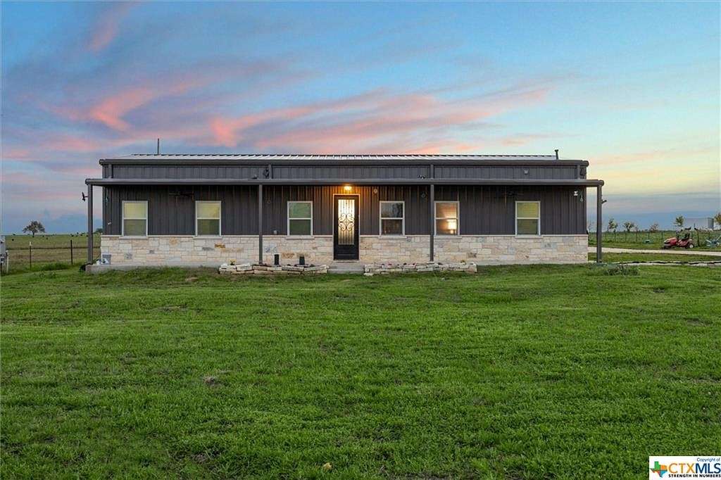 16.7 Acres of Land with Home for Sale in Rosebud, Texas