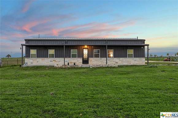 16.7 Acres of Land with Home for Sale in Rosebud, Texas