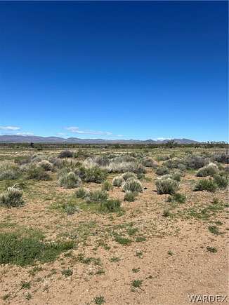 2.1 Acres of Residential Land for Sale in Golden Valley, Arizona