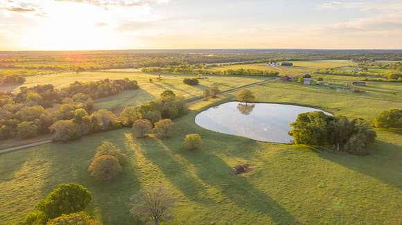 134 Acres of Land for Sale in Lexington, Texas