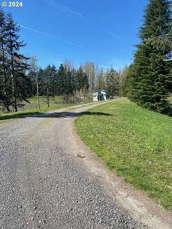 5 Acres of Residential Land for Sale in Kelso, Washington