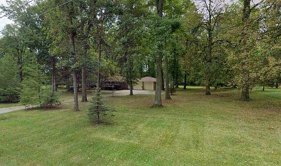 2 Acres of Residential Land with Home for Auction in Lima, Ohio