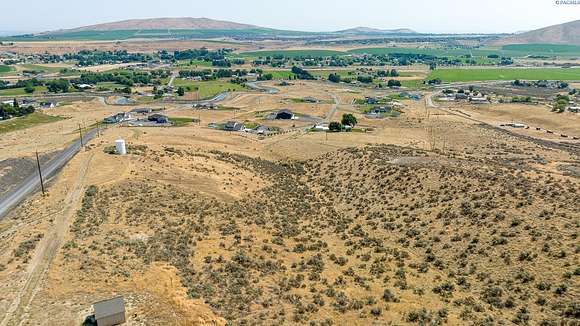 5 Acres of Residential Land for Sale in Benton City, Washington