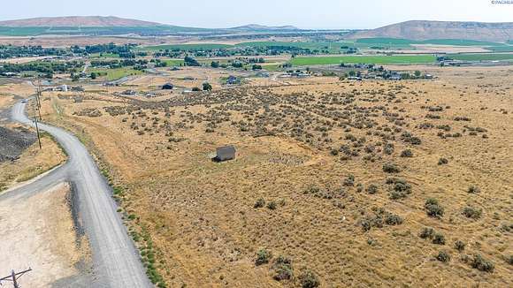 5 Acres of Residential Land for Sale in Benton City, Washington