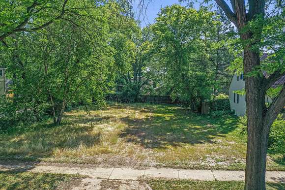 0.21 Acres of Residential Land for Sale in Milwaukee, Wisconsin