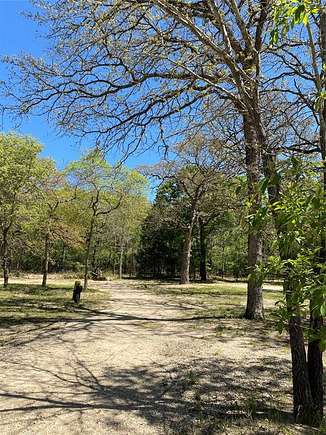 4.2 Acres of Land for Sale in Athens, Texas