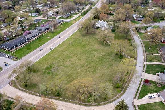 4.5 Acres of Improved Mixed-Use Land for Sale in Belleville, Illinois