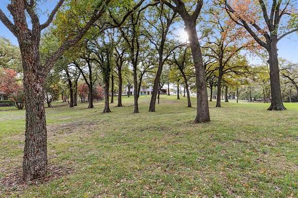 8 Acres of Residential Land with Home for Sale in Azle, Texas