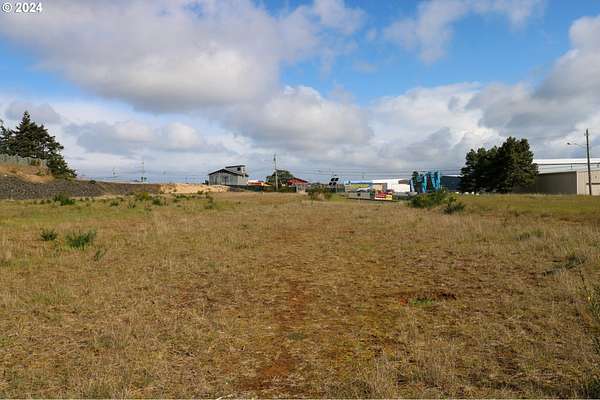 2.29 Acres of Residential Land for Sale in North Bend, Oregon