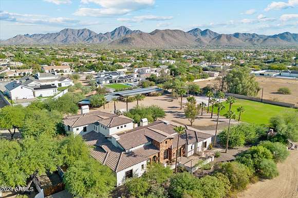 2.19 Acres of Residential Land with Home for Sale in Scottsdale, Arizona