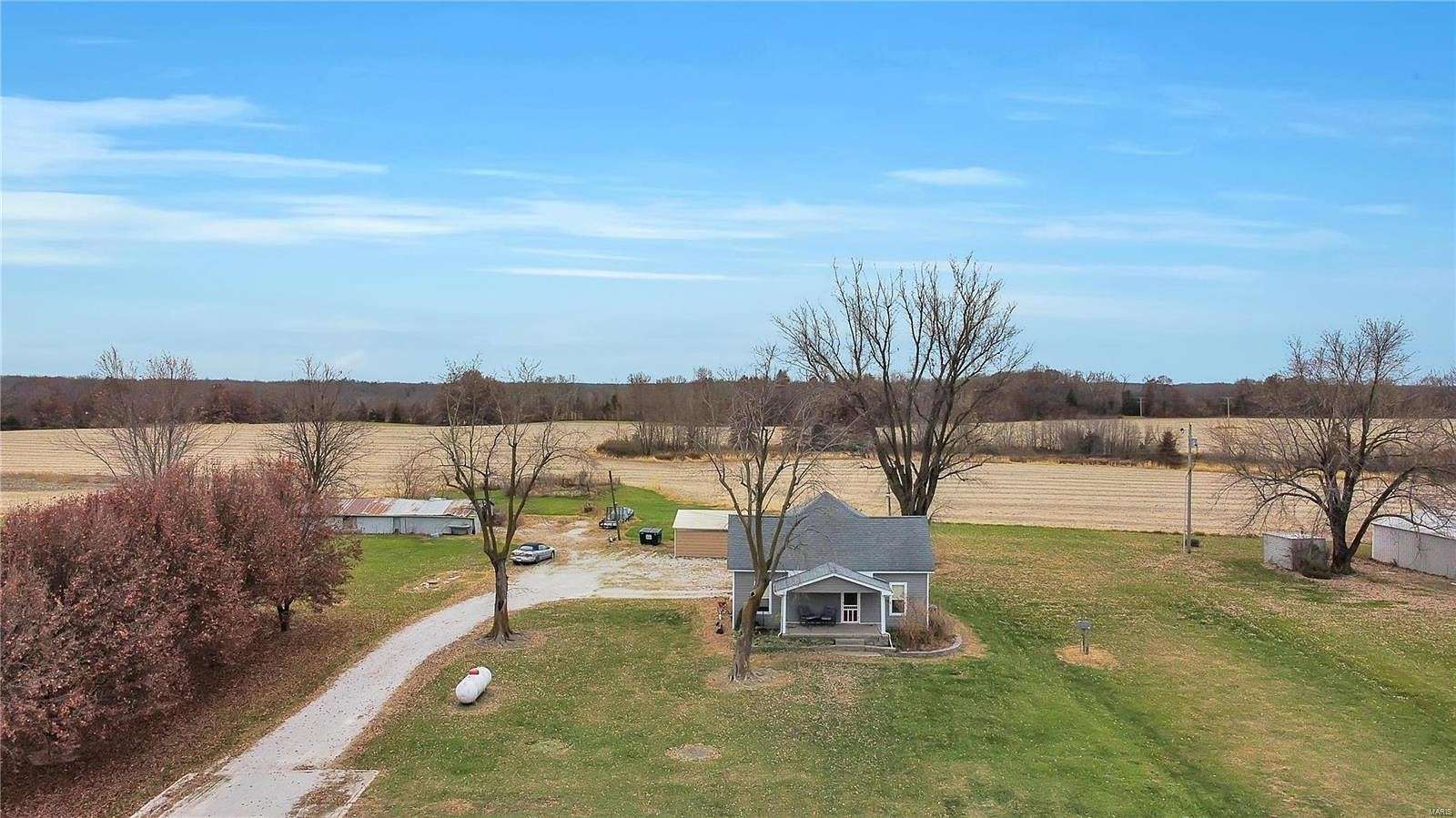3.1 Acres of Residential Land with Home for Sale in New Florence, Missouri