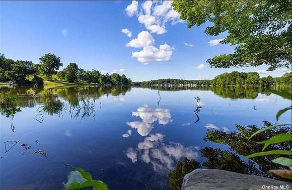 13.1 Acres of Recreational Land for Sale in Salisbury Mills, New York