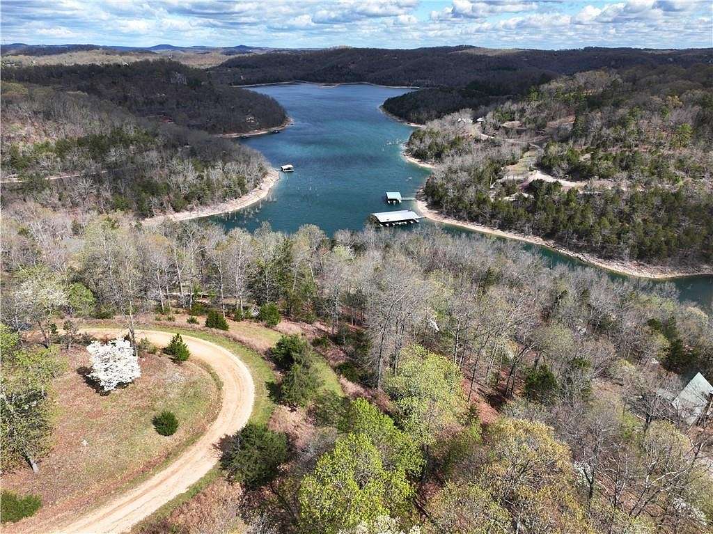 1.59 Acres of Residential Land for Sale in Eureka Springs, Arkansas