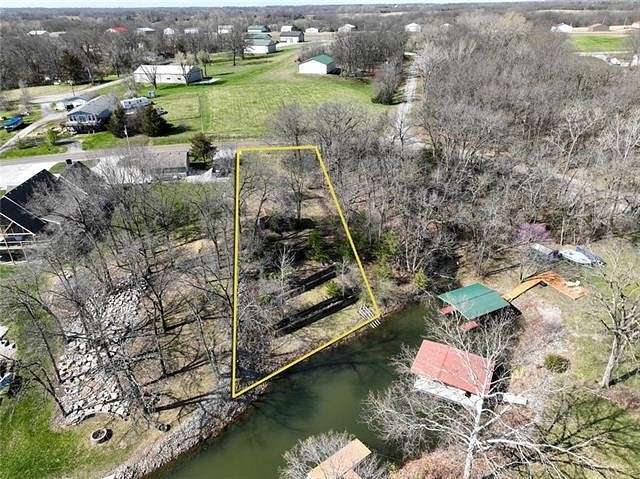 0.36 Acres of Residential Land for Sale in Gallatin, Missouri