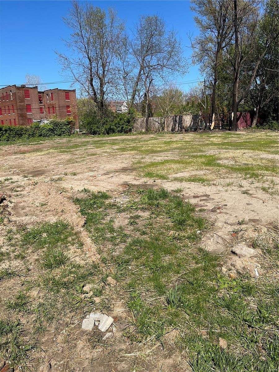 0.14 Acres of Residential Land for Sale in St. Louis, Missouri
