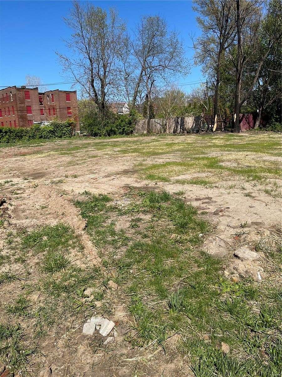 0.142 Acres of Residential Land for Sale in St. Louis, Missouri