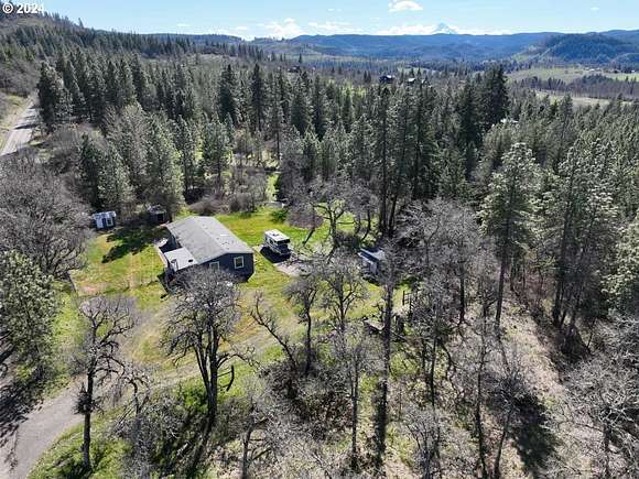 9.8 Acres of Residential Land with Home for Sale in Mosier, Oregon
