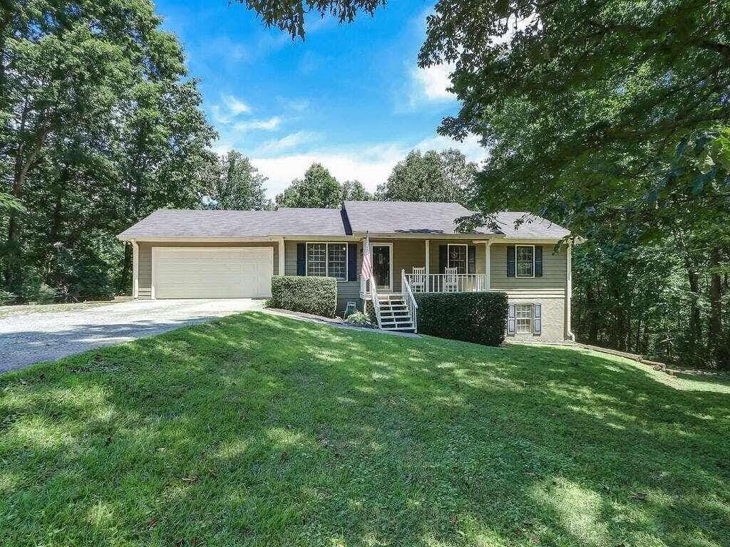 3.27 Acres of Land with Home for Sale in Flowery Branch, Georgia