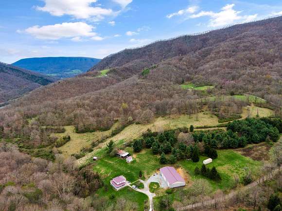 422 Acres of Land with Home for Sale in Narrows, Virginia