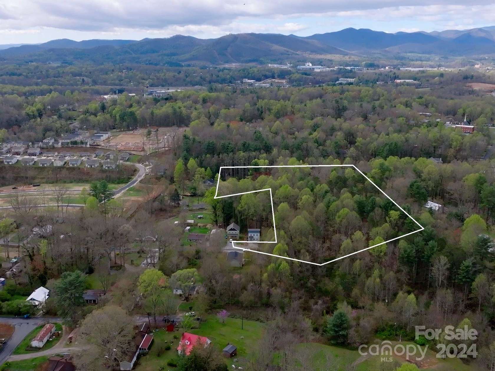 3.5 Acres of Land for Sale in Asheville, North Carolina