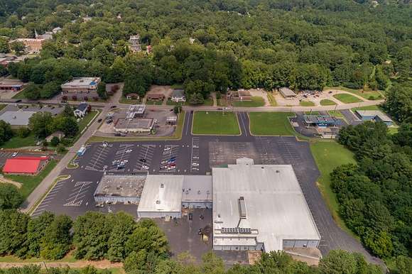 7.4 Acres of Improved Commercial Land for Sale in Warrenton, North Carolina