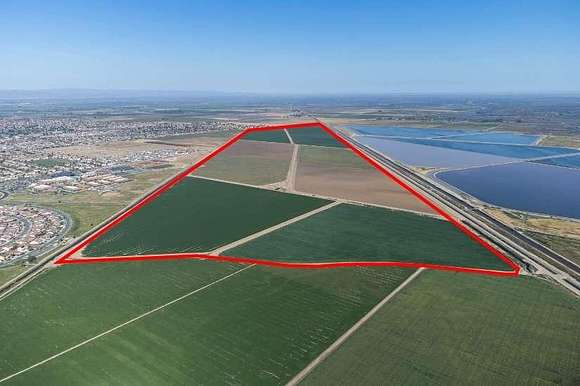 322 Acres of Agricultural Land for Sale in Los Banos, California