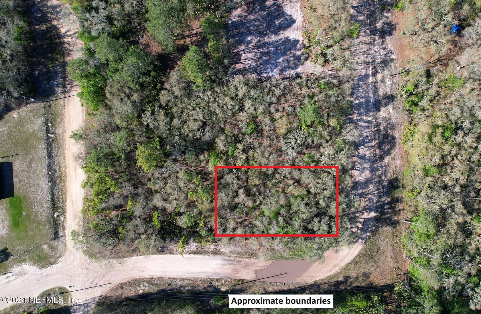 0.26 Acres of Residential Land for Sale in Interlachen, Florida