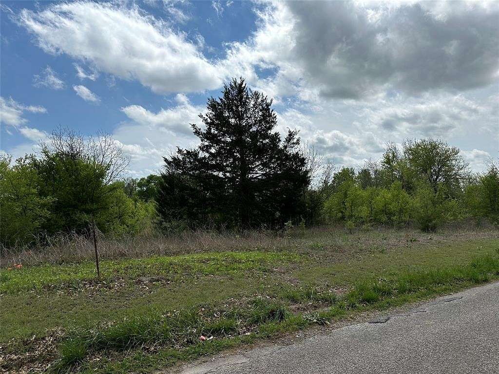 1.5 Acres of Land for Sale in Sherman, Texas