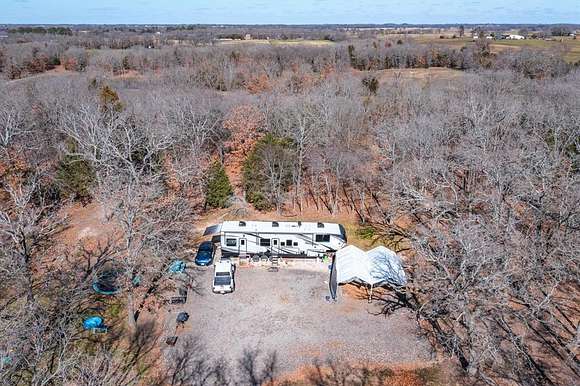2.2 Acres of Land for Sale in Eustace, Texas