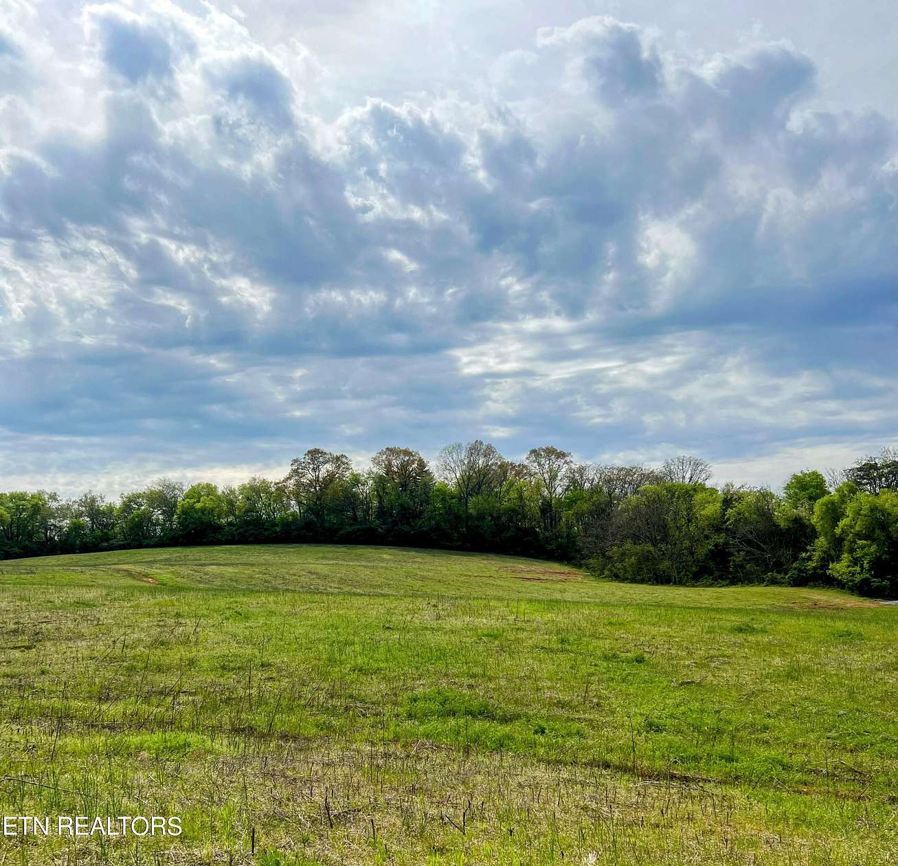 5.3 Acres of Residential Land for Sale in Louisville, Tennessee