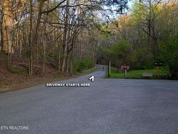 2.4 Acres of Residential Land for Sale in Clinton, Tennessee