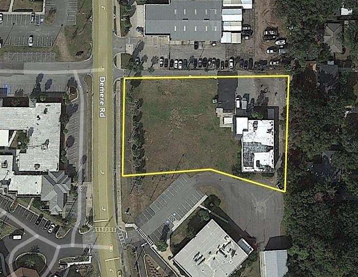 1.5 Acres of Commercial Land for Sale in Saint Simons Island, Georgia