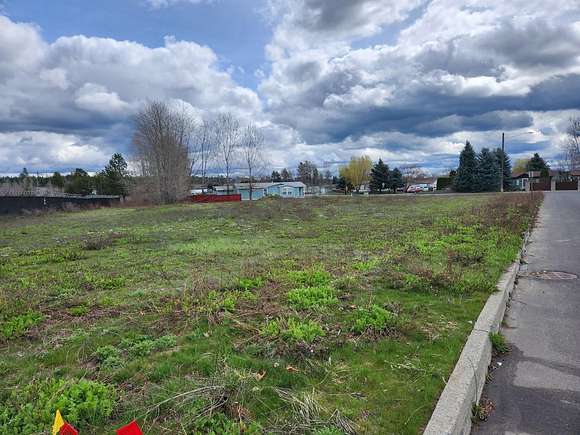 0.74 Acres of Mixed-Use Land for Sale in Deer Park, Washington