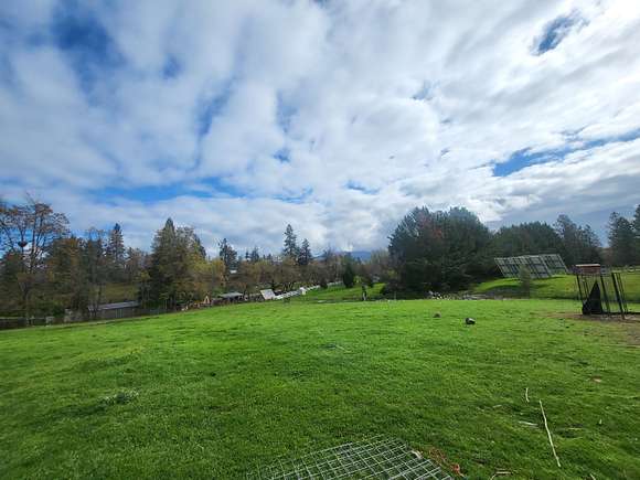 2.4 Acres of Residential Land with Home for Sale in Medford, Oregon