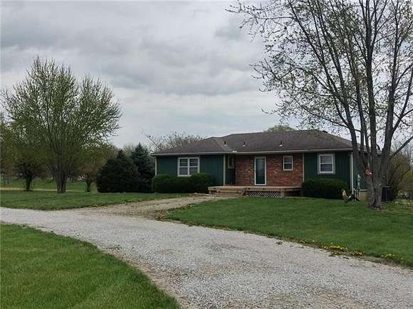 3 Acres of Residential Land with Home for Sale in Paola, Kansas
