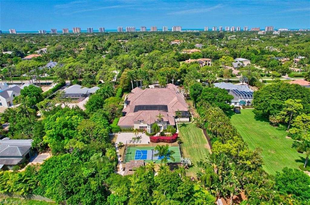 2 Acres of Residential Land with Home for Sale in Naples, Florida