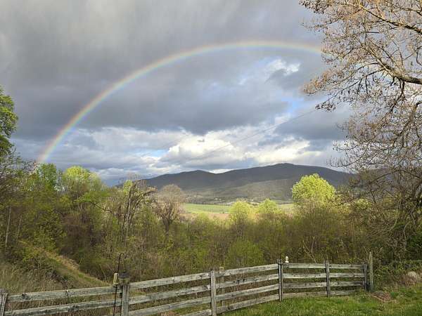 4 Acres of Land with Home for Sale in Big Island, Virginia