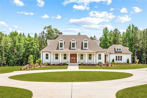 41.9 Acres of Land with Home for Sale in Monroe, Georgia